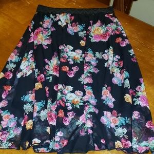 Lola Lularoe Small